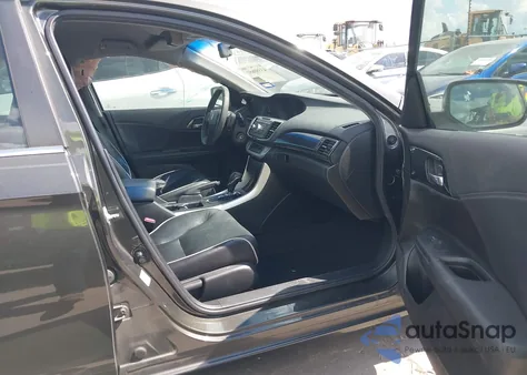 2013 Honda Accord Sport from USA, damaged, VIN 1HGCR2F50DA157868